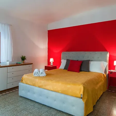 Borgo Allegri Arno Flat